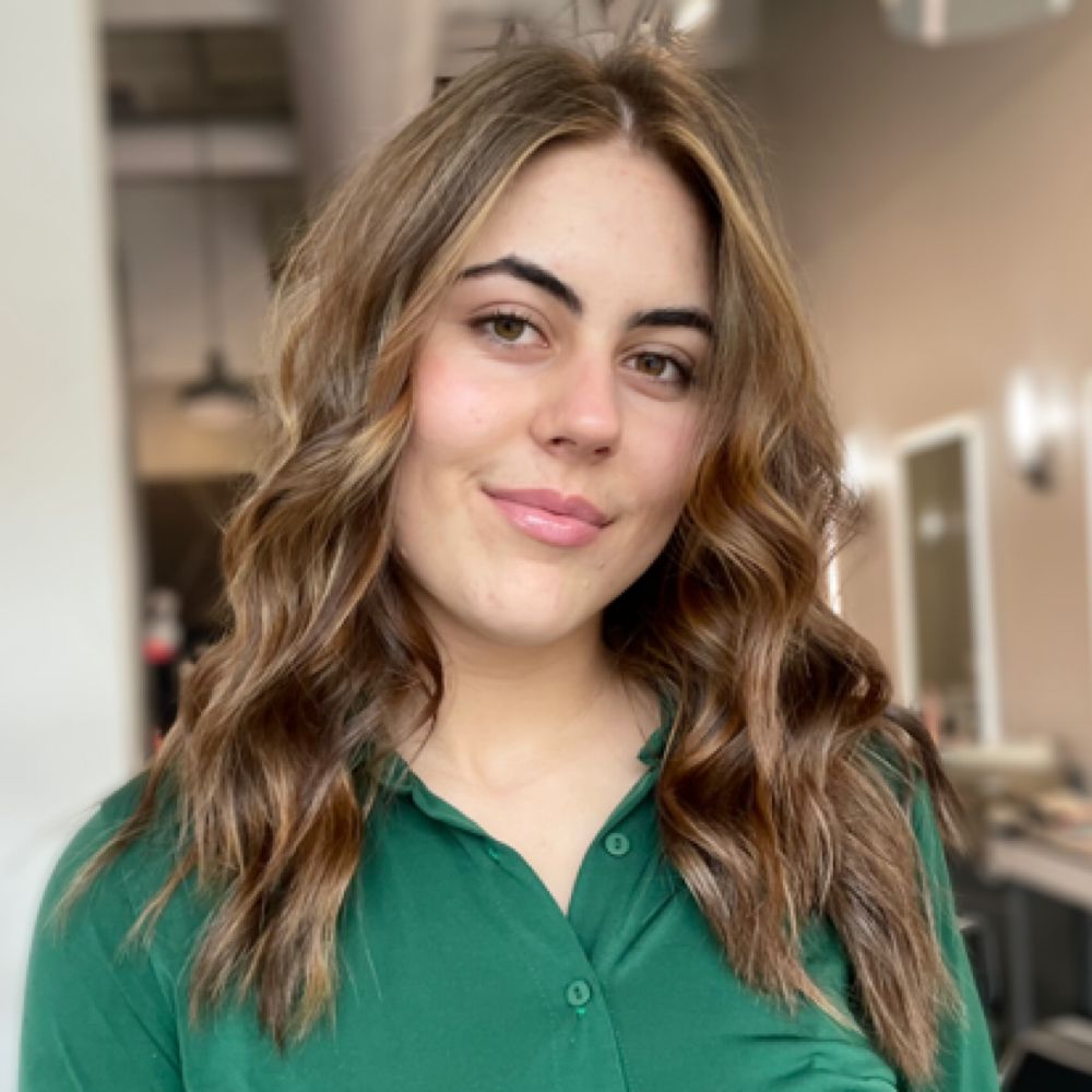 Brunette waves